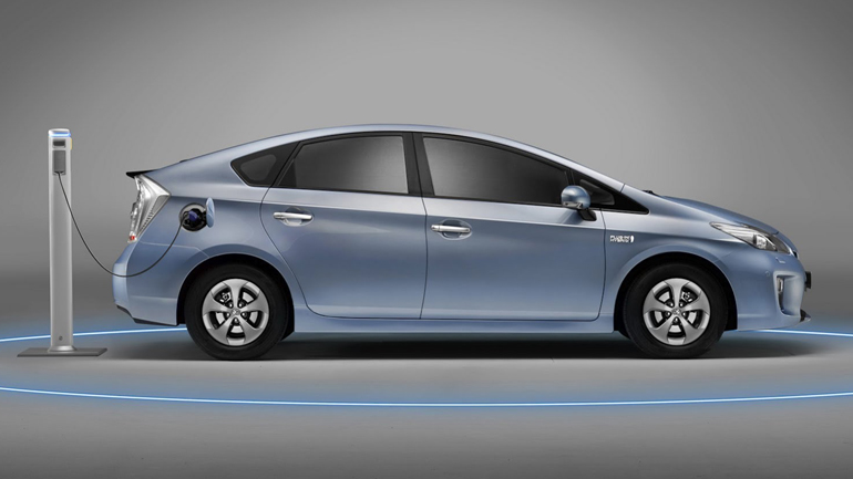 Επενδύει στα ηλεκτρικά αυτοκίνητα η Toyota